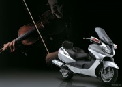 Suzuki GSX R4